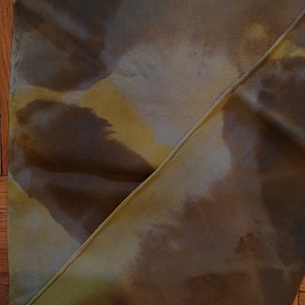 Vintage 90’s Hand Painted Silk Shantung Long Oblong Scarf Hand Rolled Hem - Picture 4 of 4